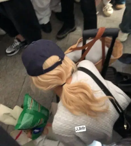 Image 4464602 from Rosé || Roseanne Park - BLΛƆKPIИK ( BLACKPINK )