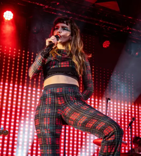 Image 4464002 from Lauren Mayberry (Singer)