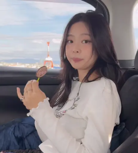 Image 4464234 from Jennie | BLΛƆKPIИK (Blackpink)