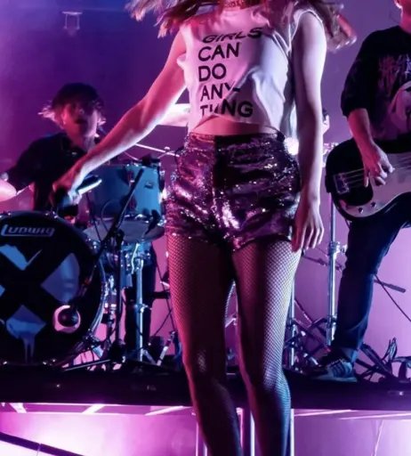 Image 4461042 from Lauren Mayberry (Singer)