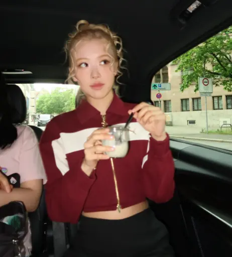Image 4461077 from Rosé || Roseanne Park - BLΛƆKPIИK ( BLACKPINK )