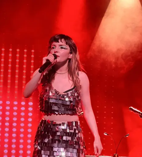 Image 4462719 from Lauren Mayberry (Singer)