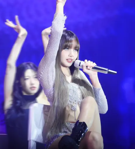 Image 4462352 from Lisa | BLΛƆKPIИK (Blackpink)