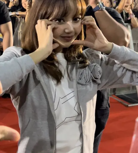Image 4462235 from Lisa | BLΛƆKPIИK (Blackpink)