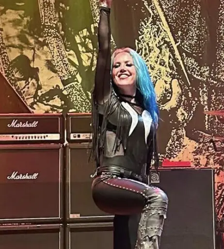 Image 4462936 from Women of Metal