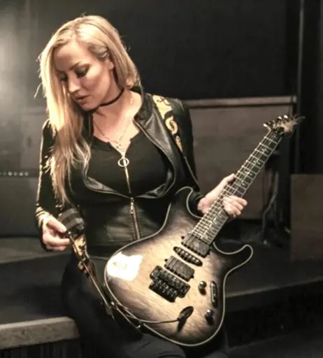 Image 4469518 from Women of Metal
