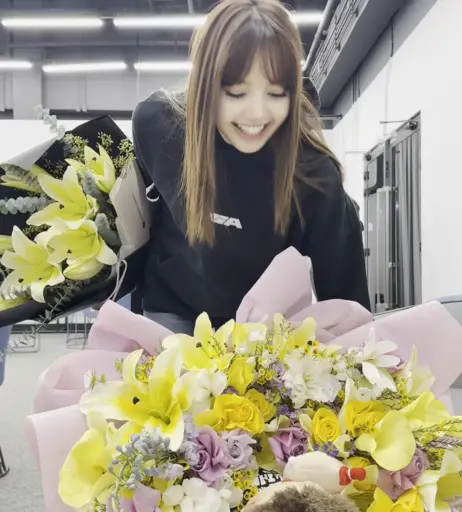Image 4469969 from Lisa | BLΛƆKPIИK (Blackpink)