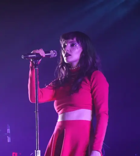 Image 4468435 from Lauren Mayberry (Singer)