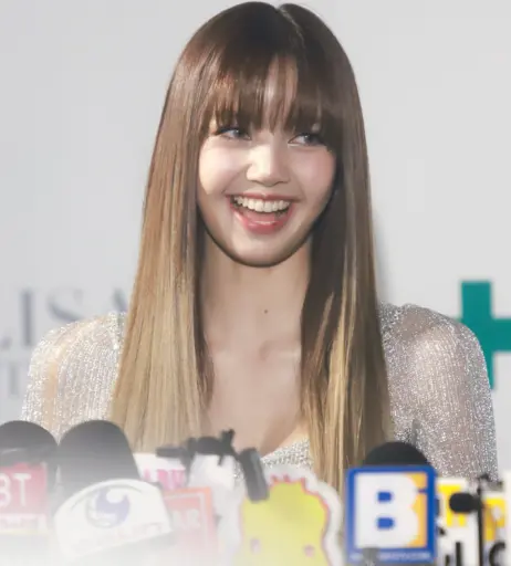 Image 4455453 from Lisa | BLΛƆKPIИK (Blackpink)