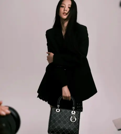 Image 4455438 from Jisoo  || - BLΛƆKPIИK ( BLACKPINK )