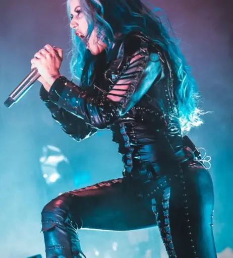 Image 4455658 from Women of Metal