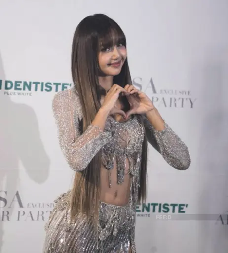 Image 4455369 from Lisa | BLΛƆKPIИK (Blackpink)