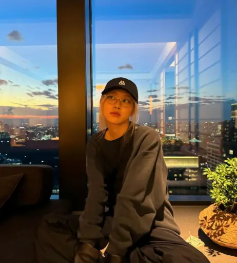 Image 4456556 from Rosé || Roseanne Park - BLΛƆKPIИK ( BLACKPINK )