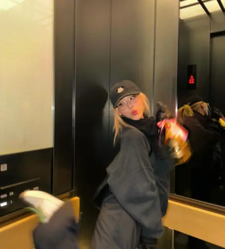 Image 4456470 from Rosé || Roseanne Park - BLΛƆKPIИK ( BLACKPINK )
