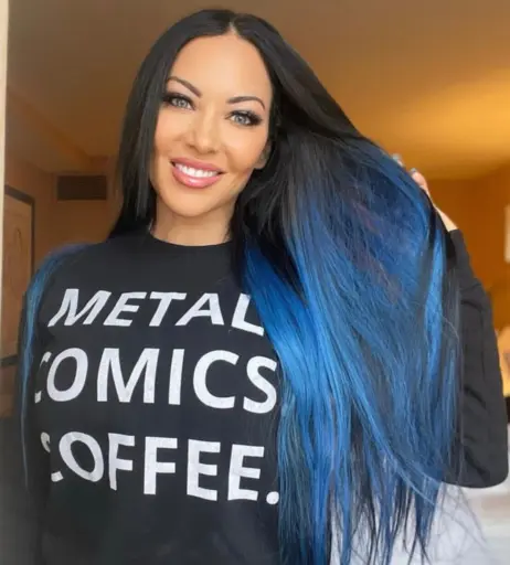 Image 4456009 from Women of Metal
