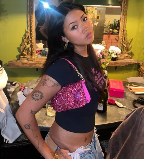 Image 4456397 from beabadoobee radvxz