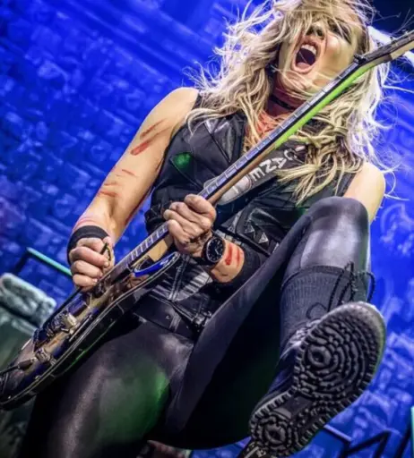 Image 4456918 from Women of Metal