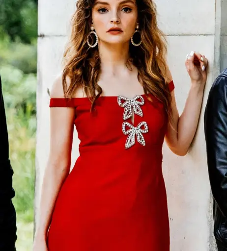 Image 4457837 from Lauren Mayberry (Singer)