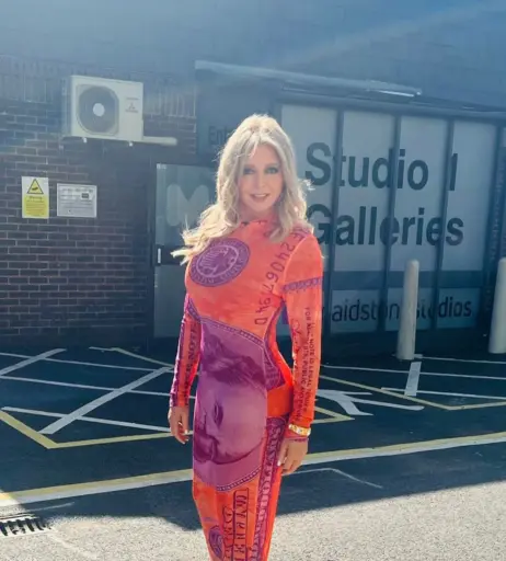 Image 4457435 from Carol Vorderman