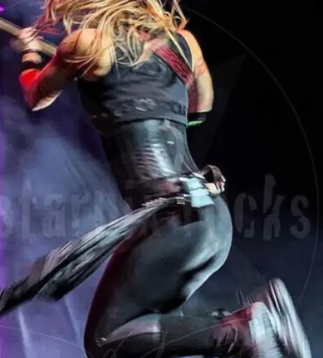 Image 4457355 from Women of Metal