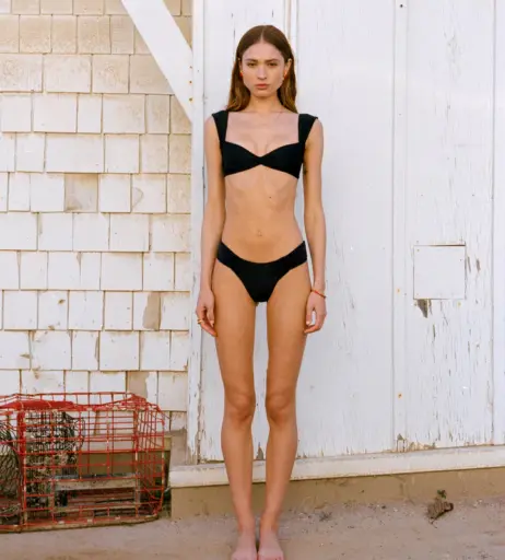 Image 4457360 from Bianca Finch