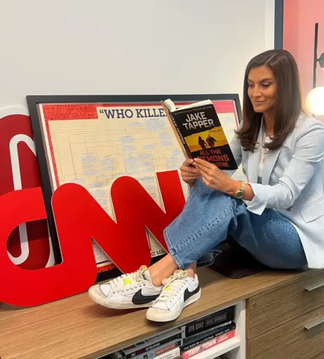 Image 4457298 from Kaitlan Collins - CNN newswoman