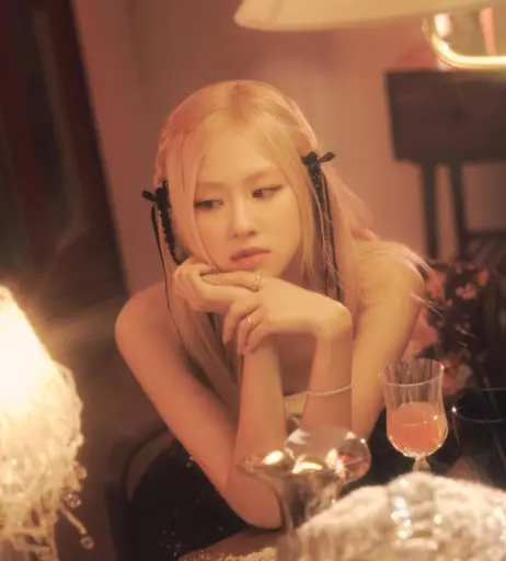 Image 4454732 from Rosé || Roseanne Park - BLΛƆKPIИK ( BLACKPINK )