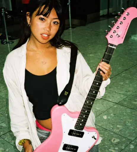 Image 4454174 from beabadoobee radvxz