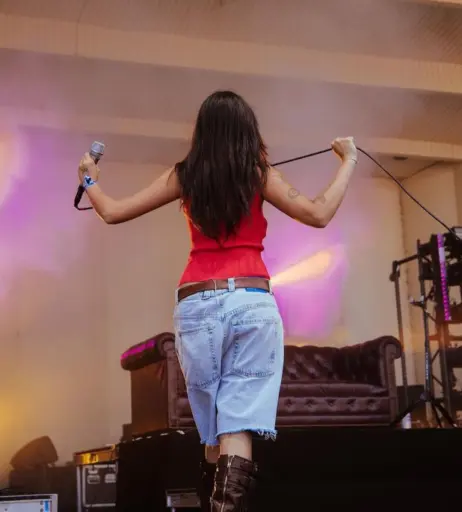 Image 4454061 from beabadoobee radvxz