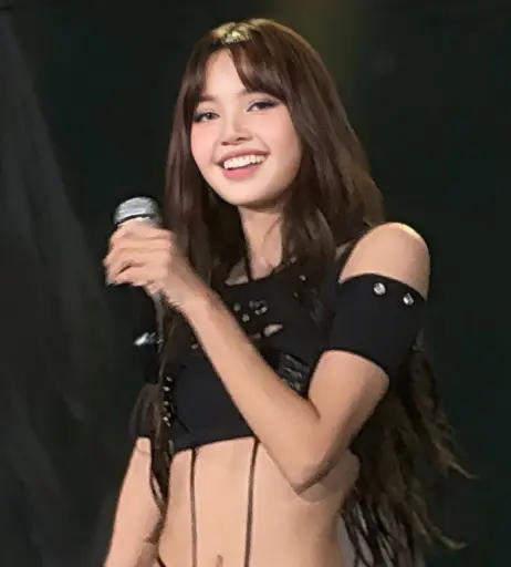 Image 4451784 from Lisa | BLΛƆKPIИK (Blackpink)