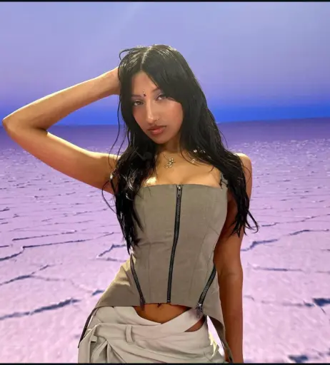 Image 4451690 from LARA RAJ / lararajj (member of KATSEYE)