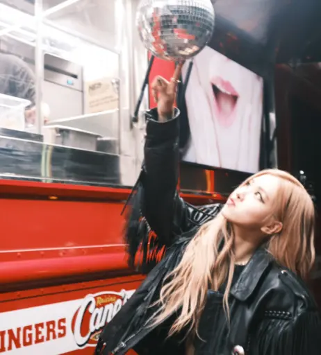 Image 4452517 from Rosé || Roseanne Park - BLΛƆKPIИK ( BLACKPINK )