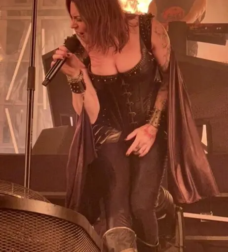 Image 4452763 from Women of Metal