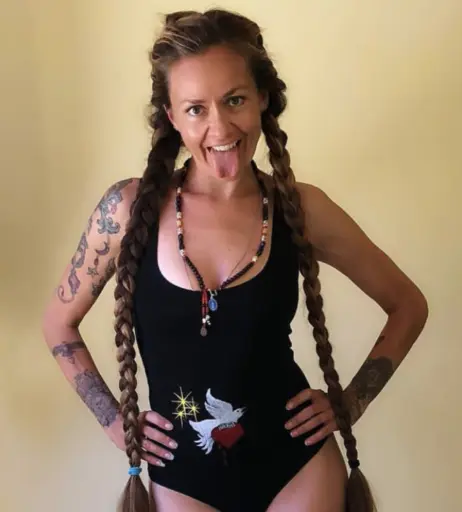 Image 4453753 from Women of Metal