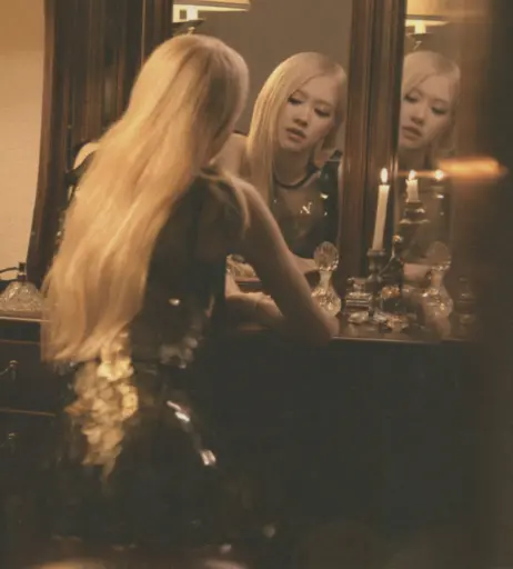 Image 4453322 from Rosé || Roseanne Park - BLΛƆKPIИK ( BLACKPINK )