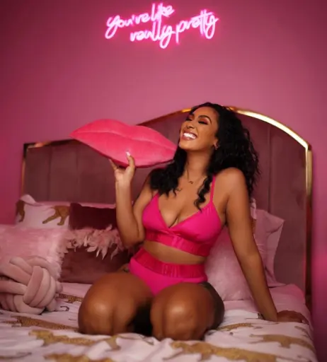 Image 4450496 from Queen Najia