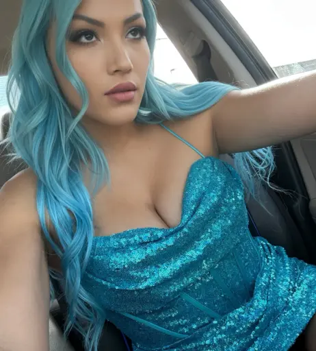 Image 4459588 from Alicia Atout and Salina de la Renta