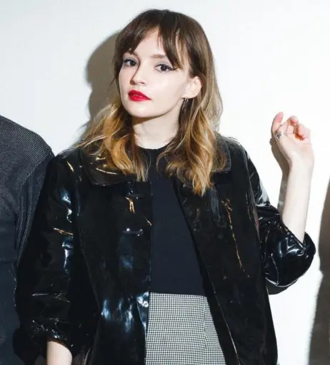 Image 4459291 from Lauren Mayberry (Singer)