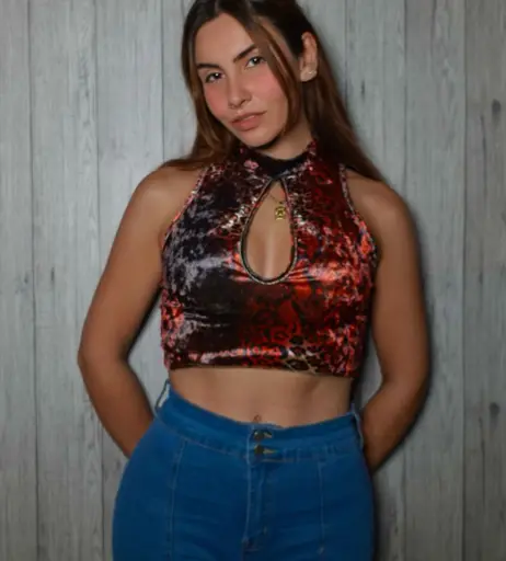 Image 4459217 from Alicia Atout and Salina de la Renta