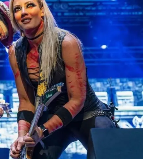 Image 4458847 from Women of Metal