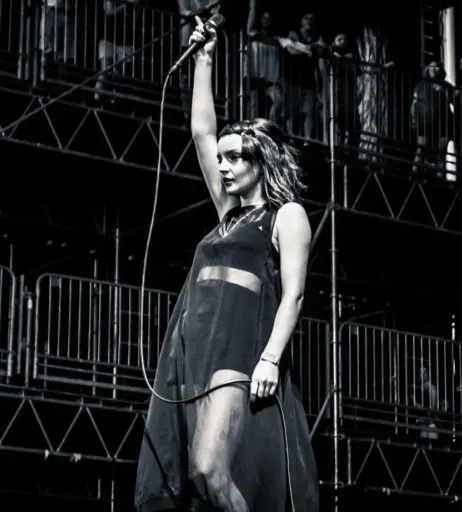 Image 4458450 from Lauren Mayberry (Singer)