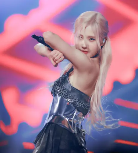 Image 4445849 from Rosé || Roseanne Park - BLΛƆKPIИK ( BLACKPINK )