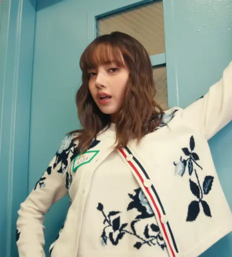Image 4445055 from Lisa | BLΛƆKPIИK (Blackpink)