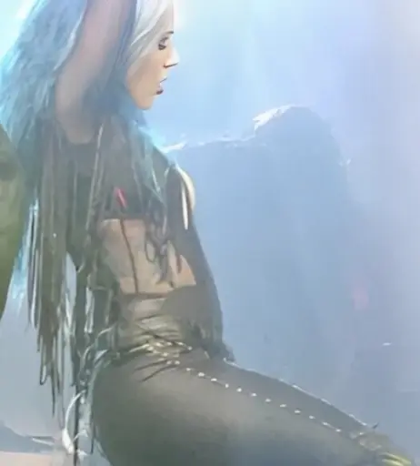 Image 4445278 from Women of Metal