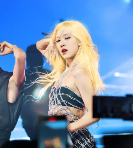 Image 4446762 from Rosé || Roseanne Park - BLΛƆKPIИK ( BLACKPINK )