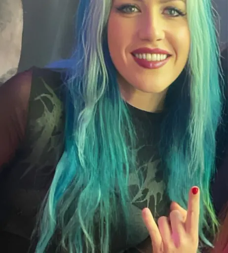Image 4446386 from Women of Metal