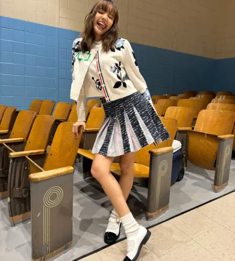 Image 4447861 from Lisa | BLΛƆKPIИK (Blackpink)