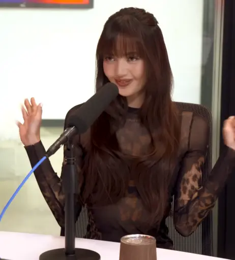 Image 4447400 from Lisa | BLΛƆKPIИK (Blackpink)