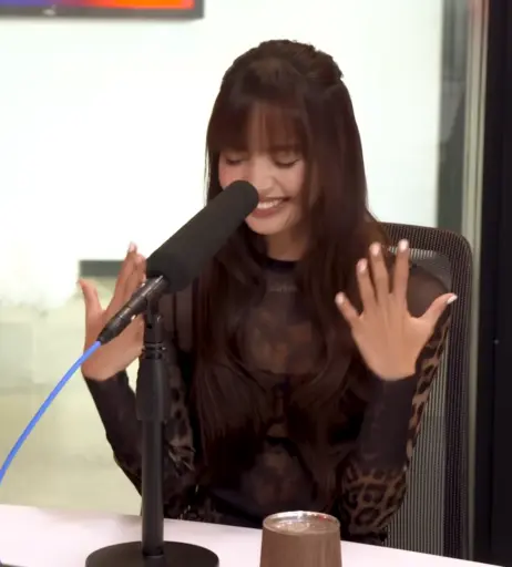 Image 4447731 from Lisa | BLΛƆKPIИK (Blackpink)