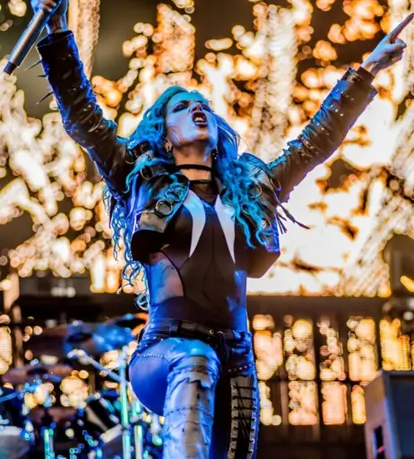 Image 4447100 from Women of Metal